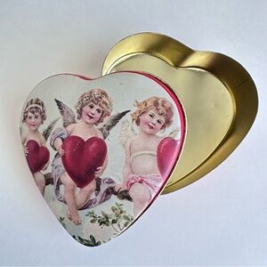 VTG Heart Shaped box Valentine’s Day tin cherubs red Enesco 1983 Mrs. Grossman’s